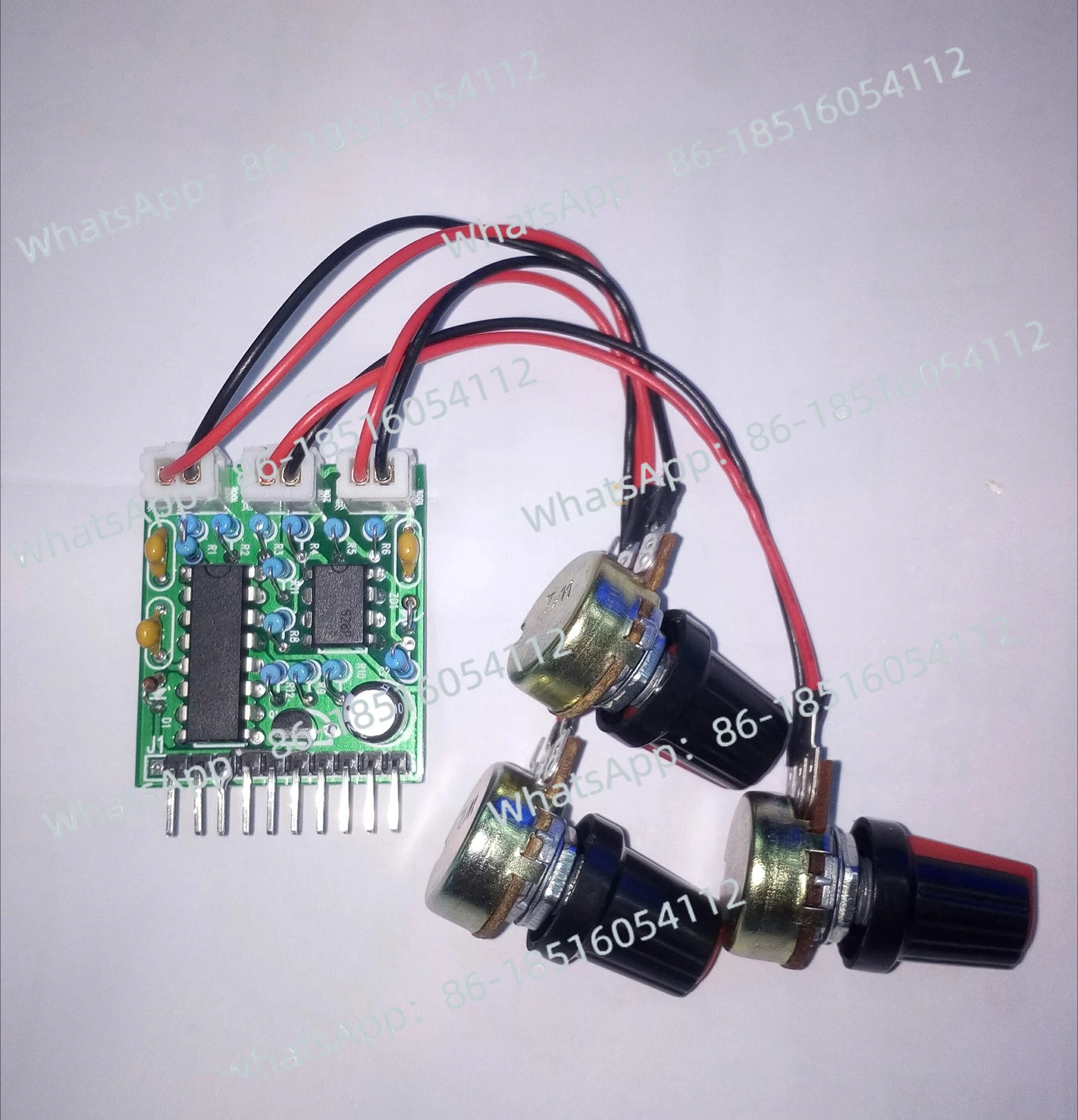 

Задняя плата одного и двойного четырехъядерного кремниевого драйвера