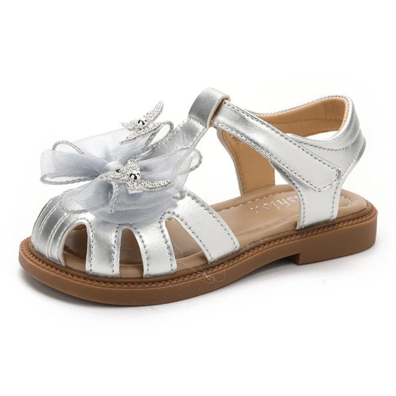 

Girls' Sandals 2025 New Summer Fashion Bow Girls' Crystal Princess Shoes Children's Soft Bottom Closed-toe Casual Beach Shoes