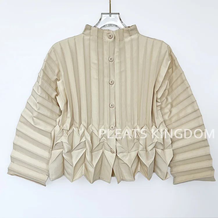 YUDX Light Luxury Collection Geplooid damesjack Gedrapeerd silhouet Casual mode Slanke trenchcoat met opstaande kraag