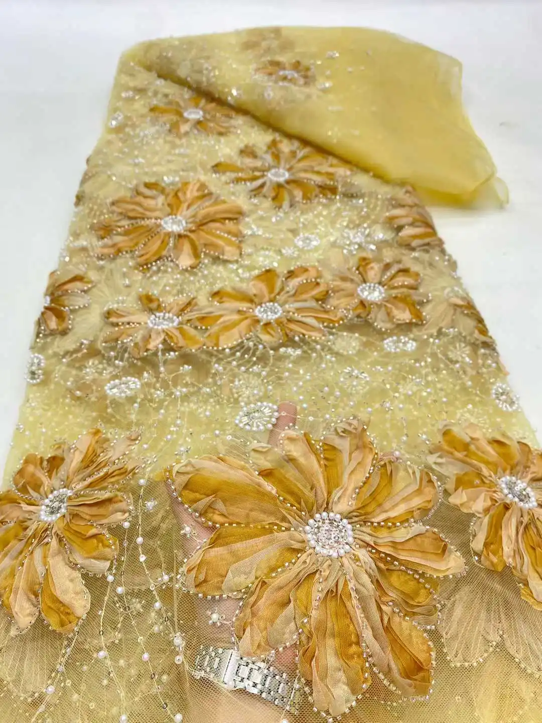 Franse Afrikaanse 3D Kant Stof 2025, Met Kralen Hoge Kwaliteit Borduren Voor Vrouwen Trouwjurk Nigeriaanse Kant Mesh Stof 5 Yards