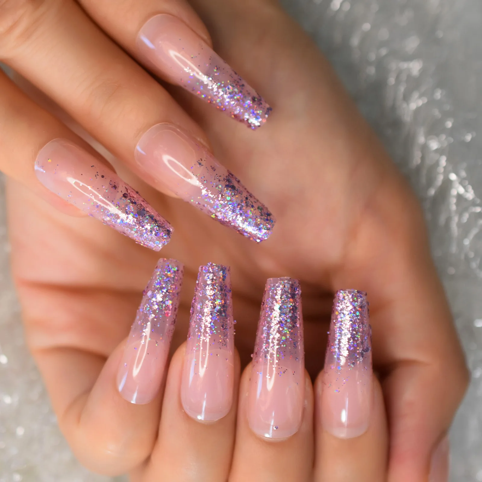 Punte per unghie a bara extra lunghe Premere su glitter acrilici Top Nail Pink Glitter Lucido Fresca manicure di lusso a casa da indossare ogni giorno