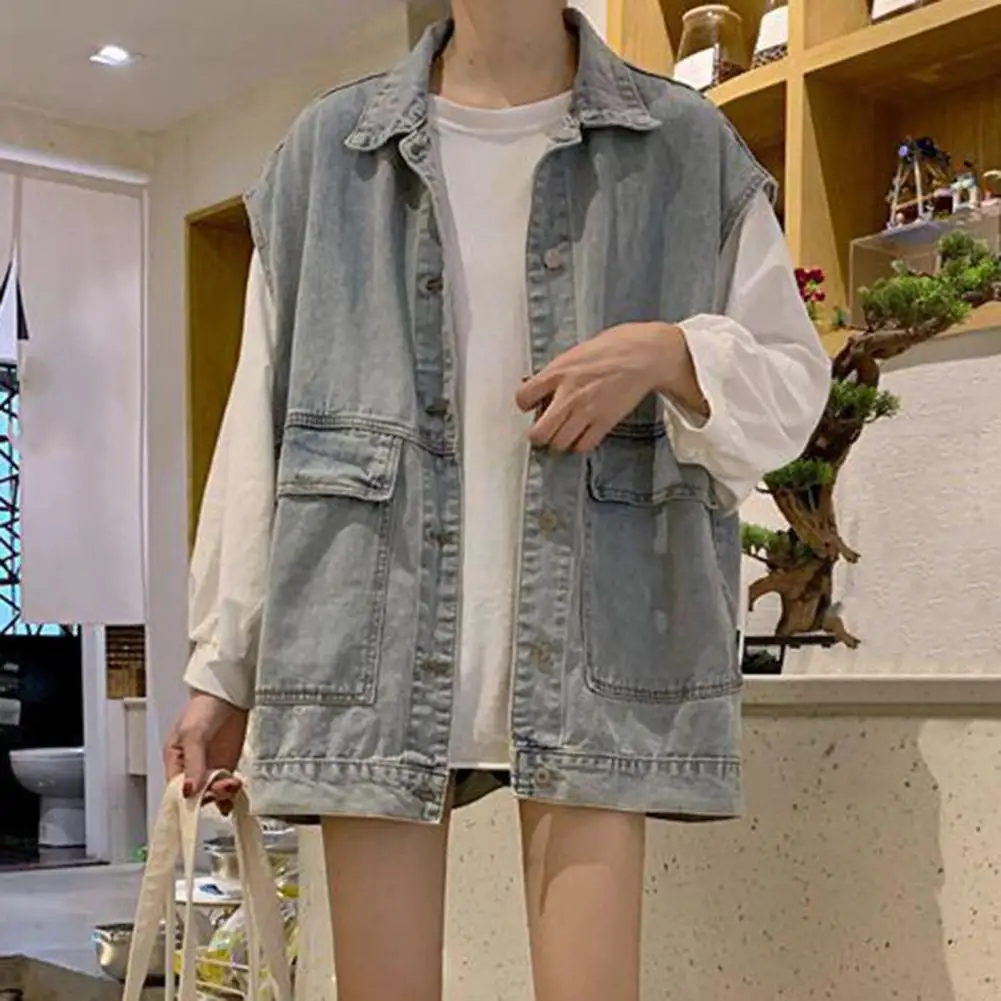 Fashionable Women Vest Coat Chic Denim Vest for Women Vintage Lapel Style with Broad Shoulders Single Breasted Design for Spring