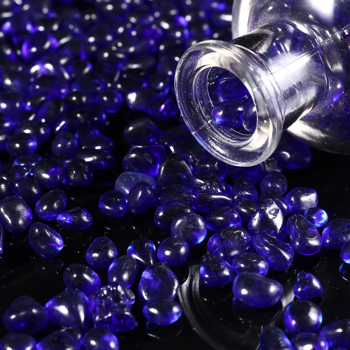 

Glass Gravel DIY Fish Tank Decoration Colorful Glass Crystal Gravel for Home Store (5-9mm Dark Blue Style 500g)