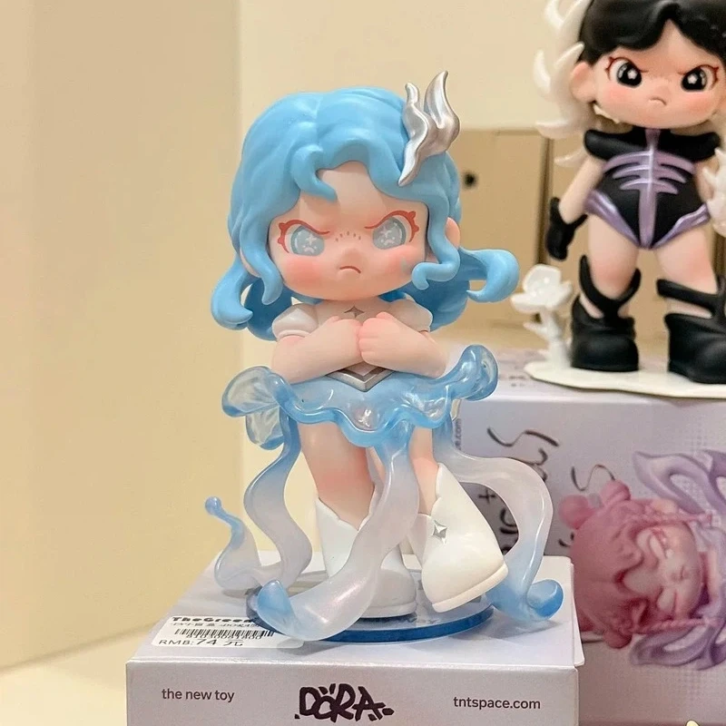 DORA Realm of All Things Series 7 صندوق أعمى الجيل 7 شخصية خيالية لطيفة قابلة للجمع هدية للفتيات جامع