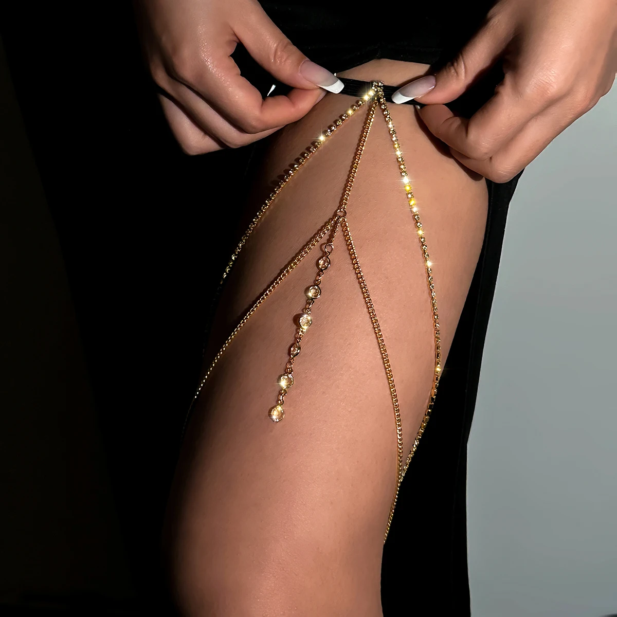 PuRui Sexy Full Rhinestone Leg Chain for Women Zircon Charm Cross Thigh Leg Chain Body Jewelry Summer Accessories Party Classic
