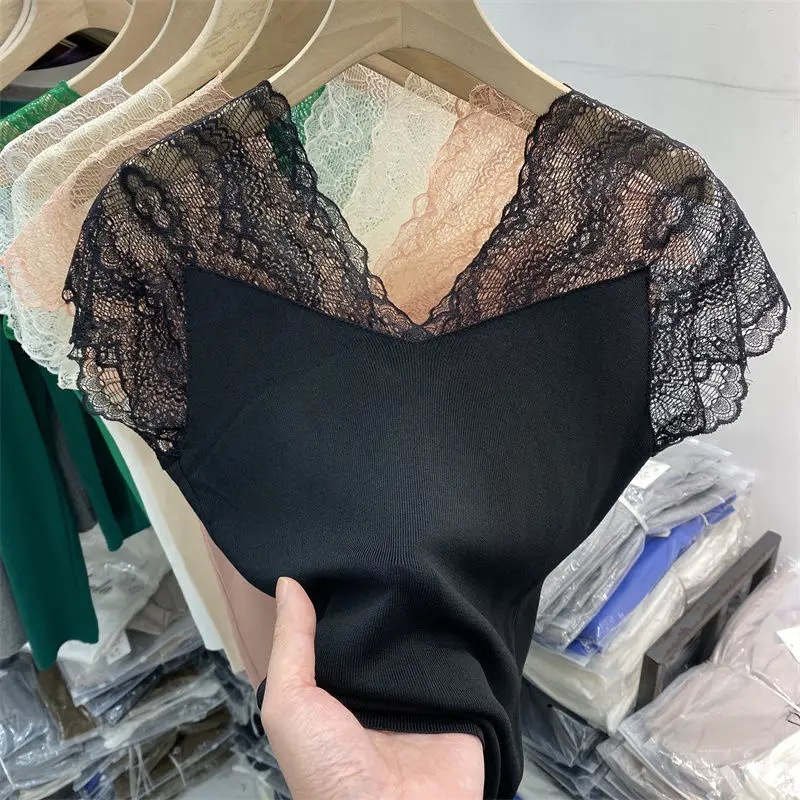 Grande donna 2022 New Ice Silk Stitching Lace Top canotta femminile con scollo a v Bottoming Shirt fuori all'interno della maglia Top 45-110KG