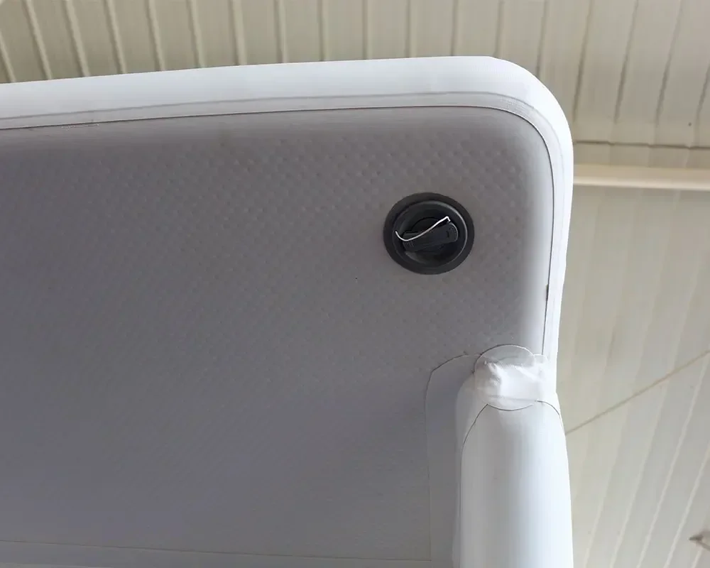 قارب كاتاماران مائي قابل للنفخ تتسع لـ 6-8 أشخاص، قاعدة عائمة لحفلات جزيرة الحوامات #6