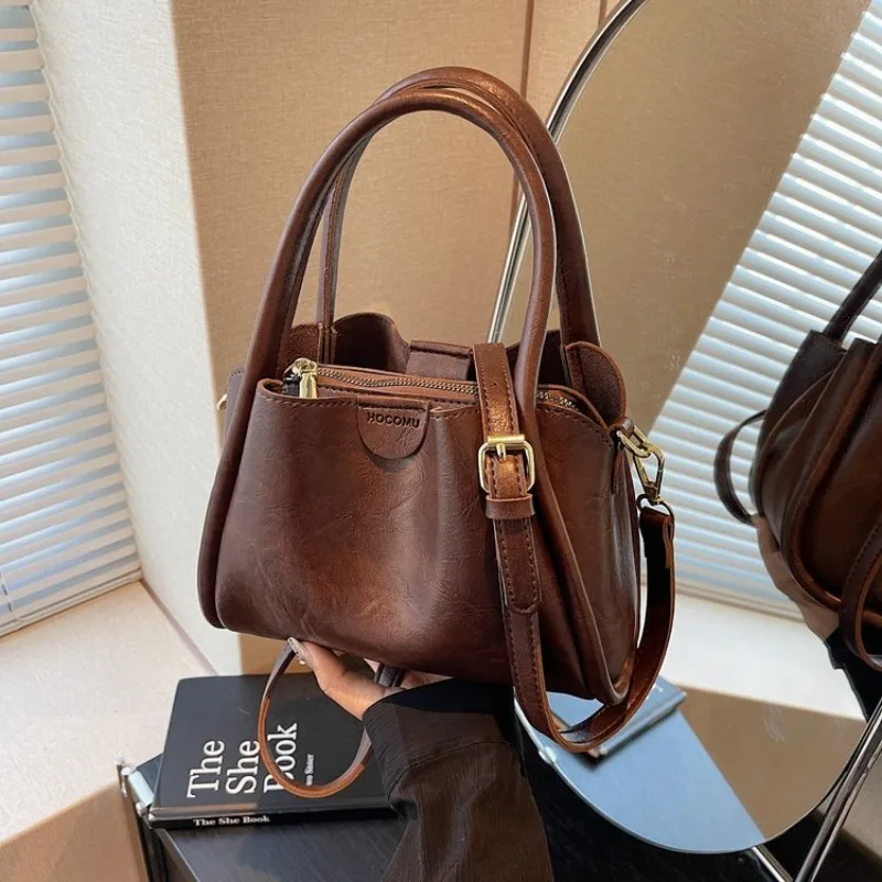 

High-End Vintage Diaper Bag Elegant Minimalist Handbag Trendy Solid Color Shoulder Bag Leather Ladies For Leisure Travel