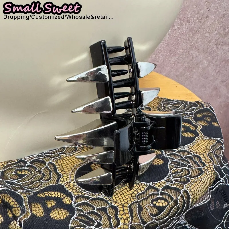 Streetwear Sottocultura Donna Gotico y2k Spike Hair Grab Punk Hip Hop Fatto a mano Spike Clip Accessori per capelli da festa per donna Ottieni catturare