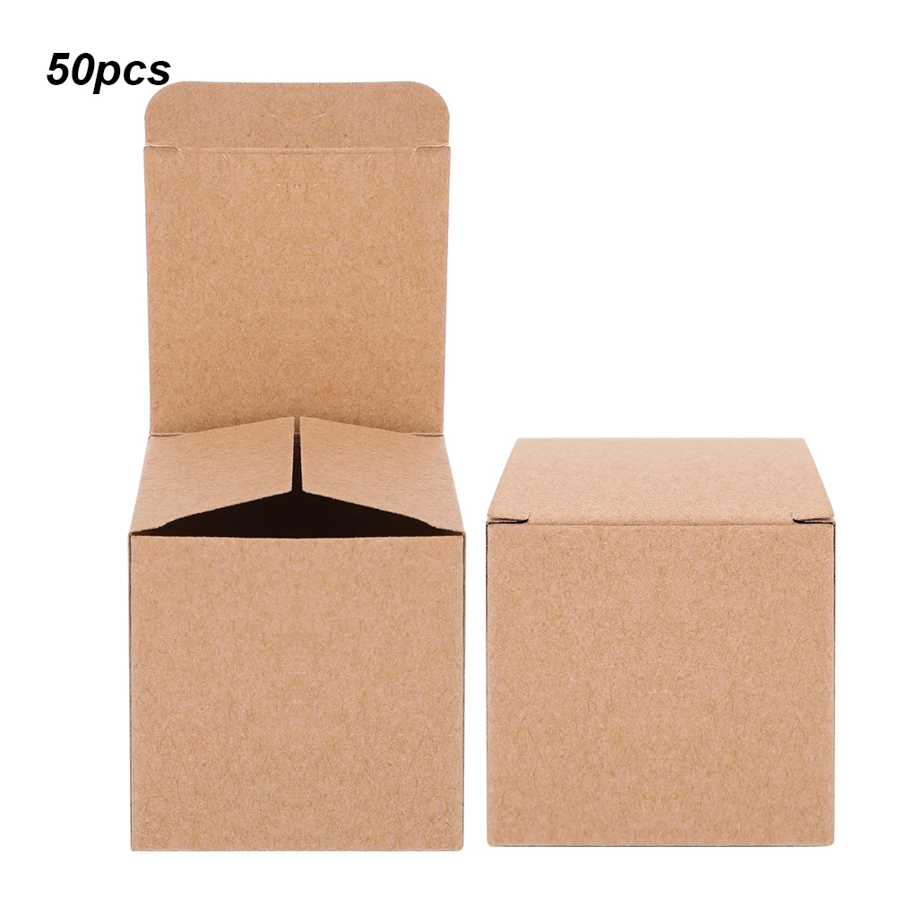 50 Uds caja de dulces caja de papel Kraft cajas de regalo Retro plegables juego de cartón artesanal para Navidad/boda