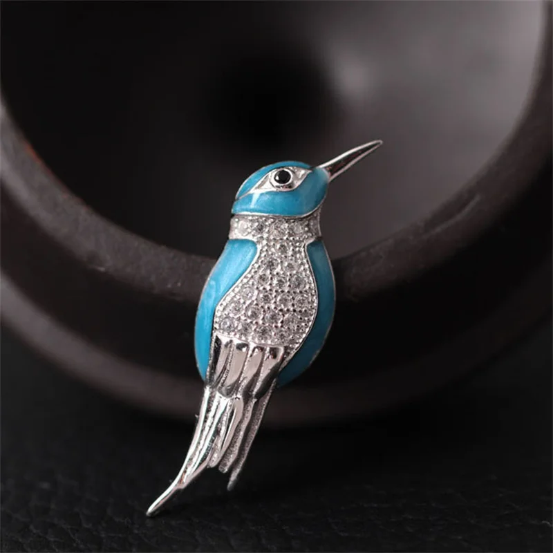 

Retro S925 Sterling Silver Colorful Little Bird Brooch for Men or Women Fine Charm Party Elegant Golden Scripture Jewelry New