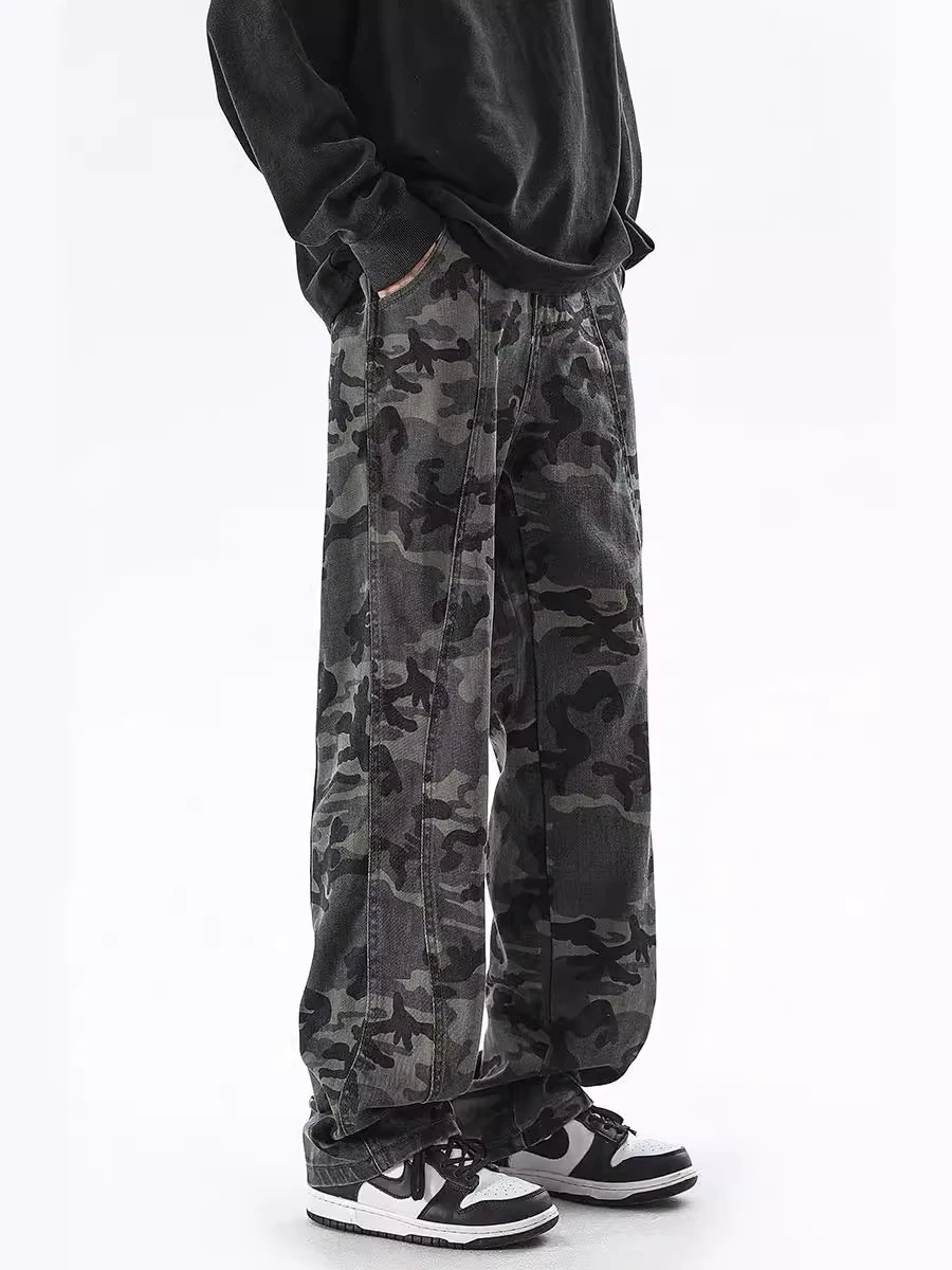 Jeans da uomo Lavato Camouflage Multi-tasche Dritto Gamba larga Pantaloni in denim cadenti maschili Nuovi jeans larghi invernali Pantaloni foderati in pile