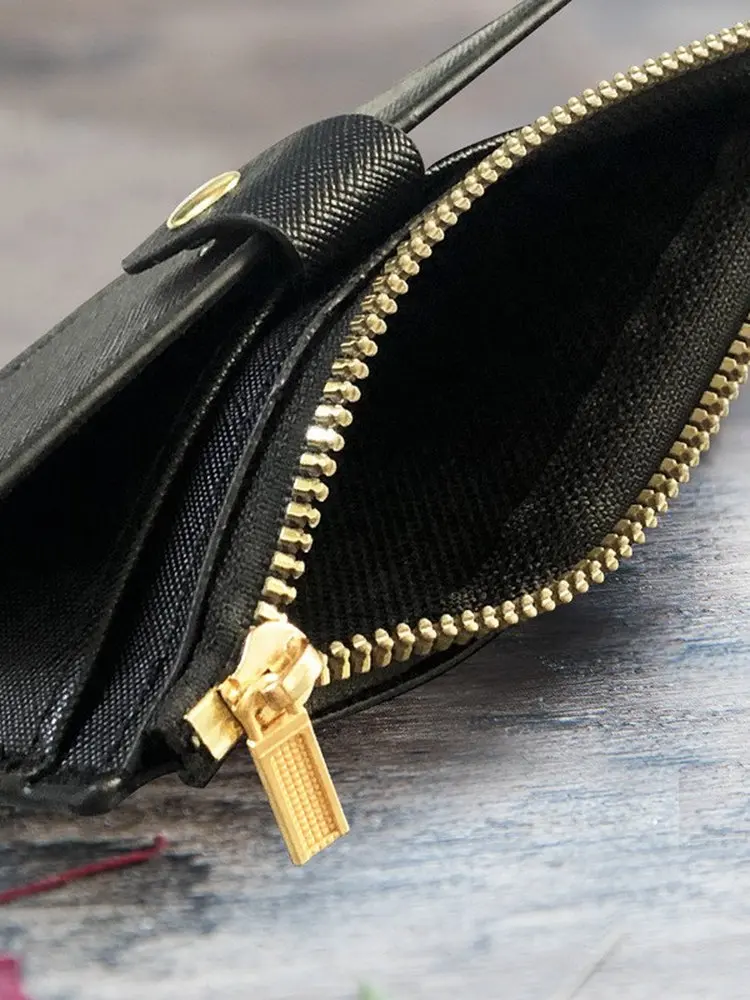 carteira-curta-com-padrao-cruzado-ziper-e-f-porta-cartoes-masculino-multi-cartoes-estilo-coreano-funcional-bolsa-pequ