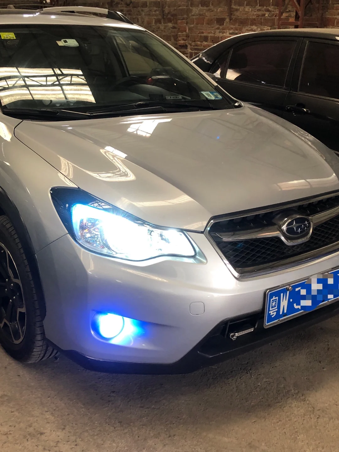 

Car styling For Subaru XV 2012-2016 Headlight Eyelid Head Lamp Decorate Cover Sticker Trim Strips Auto Parts Accessories