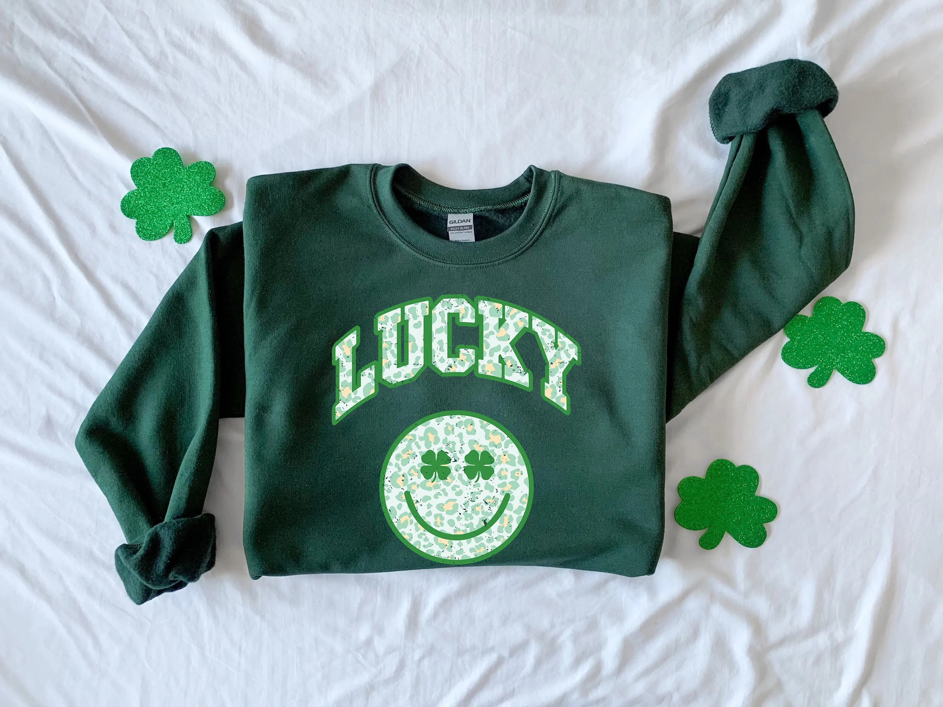 Lucky Clover Sweatshirt Cute Smiling Four-leaf Clover Female Sweater 2023 Voguish St. Patrick's Day Girl Tops  Holiday Clothes