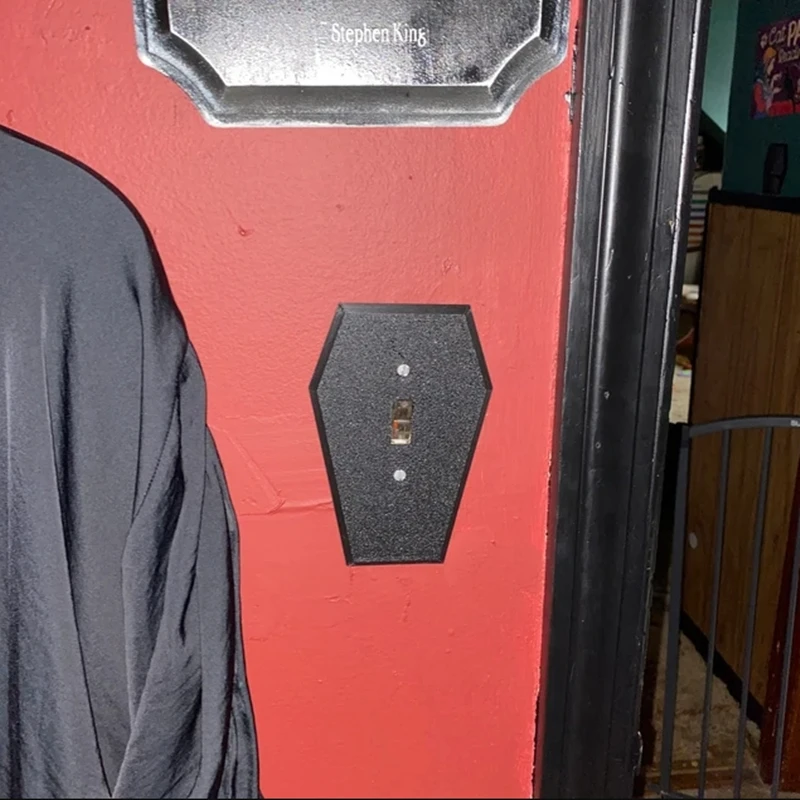 Coffin Light Switch Cover Wall Plate Casket Outlet Switch Plate Gothic Home Decor Spooky Halloween Switch Cover