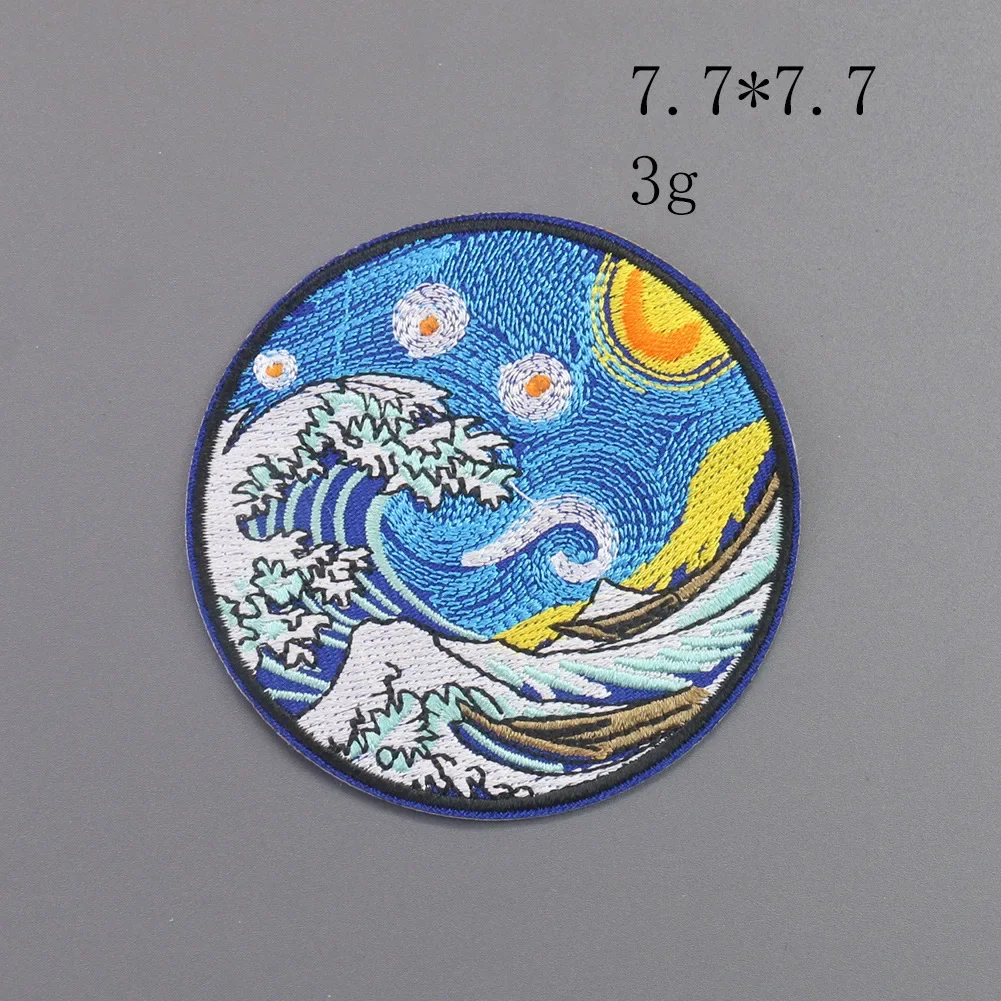 Japanese Style Sea Waves Embroidered Appliques Iron on Round Sunrise Badge Mount Fuji Artistic Paintings Decorative Iron Patches