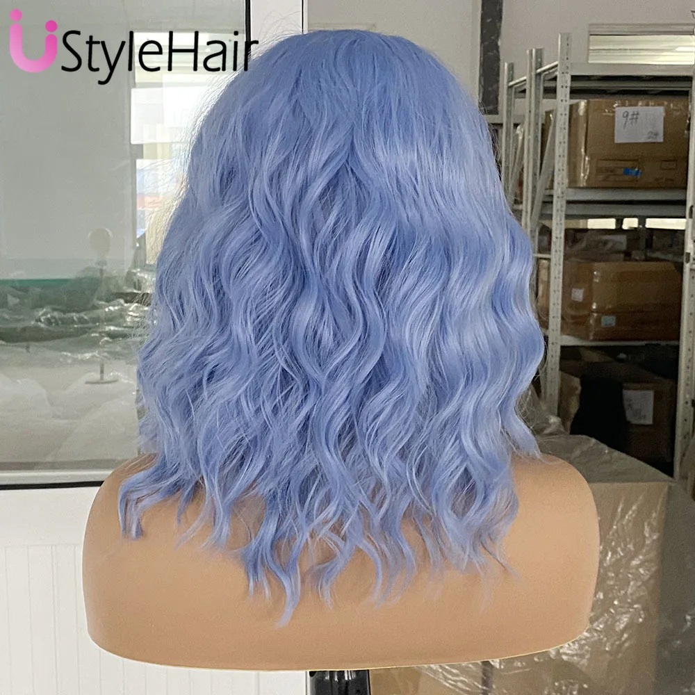 UStyleHair Wig biru muda pendek rambut sintetis renda depan rambut palsu gelombang pendek alami untuk penggunaan sehari-hari wanita Wig pesta Cosplay