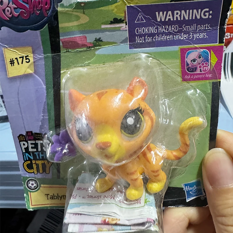 Echte Hasbro Littlest Pet Shop Anime Figuren Kawaii Katze Hund Tier Haustiere Sammlung Ornament Geschenke Kinder Spielzeug Gebrochen
