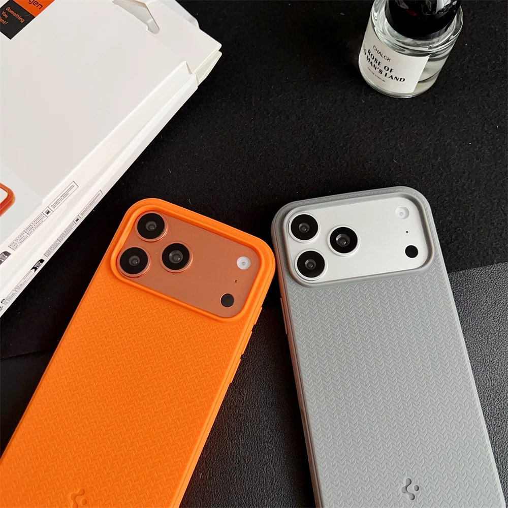Spigen TPU Matte Magnetische Soft-Hülle für iPhone 18 17 Pro Max 16 Plus 15 14 13 12 Pro Max Air für Magsafe Wireless Charging Cover – Detail 5