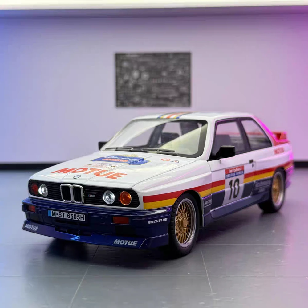 

1:24 Scale Alloy Diecast BMW M3 Cars Models Toys with Light Sound Miniature Vehicles Wheels Turned Car Model Collect Souvenirs