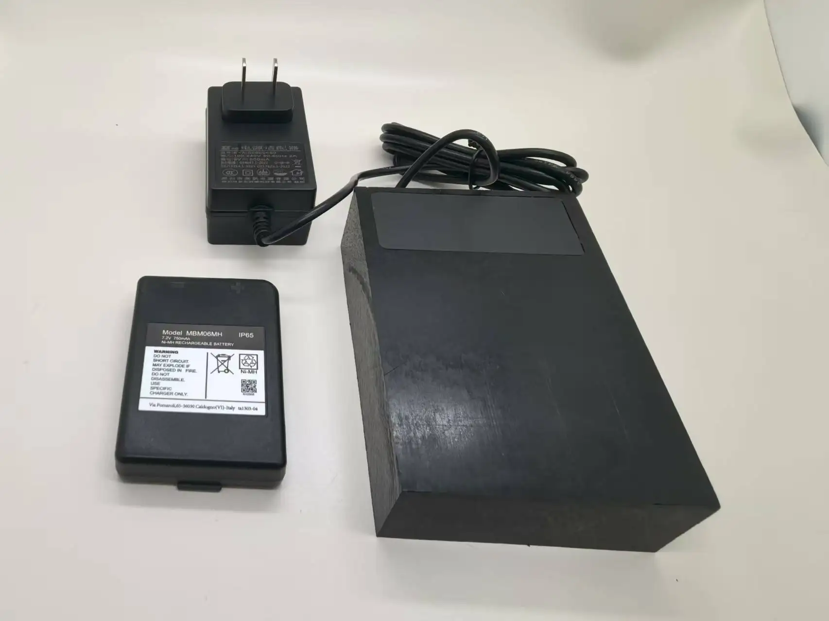 

replament MBM06MH battery with MBC12V charger Ships within 2 days,delivery in 10–25 days