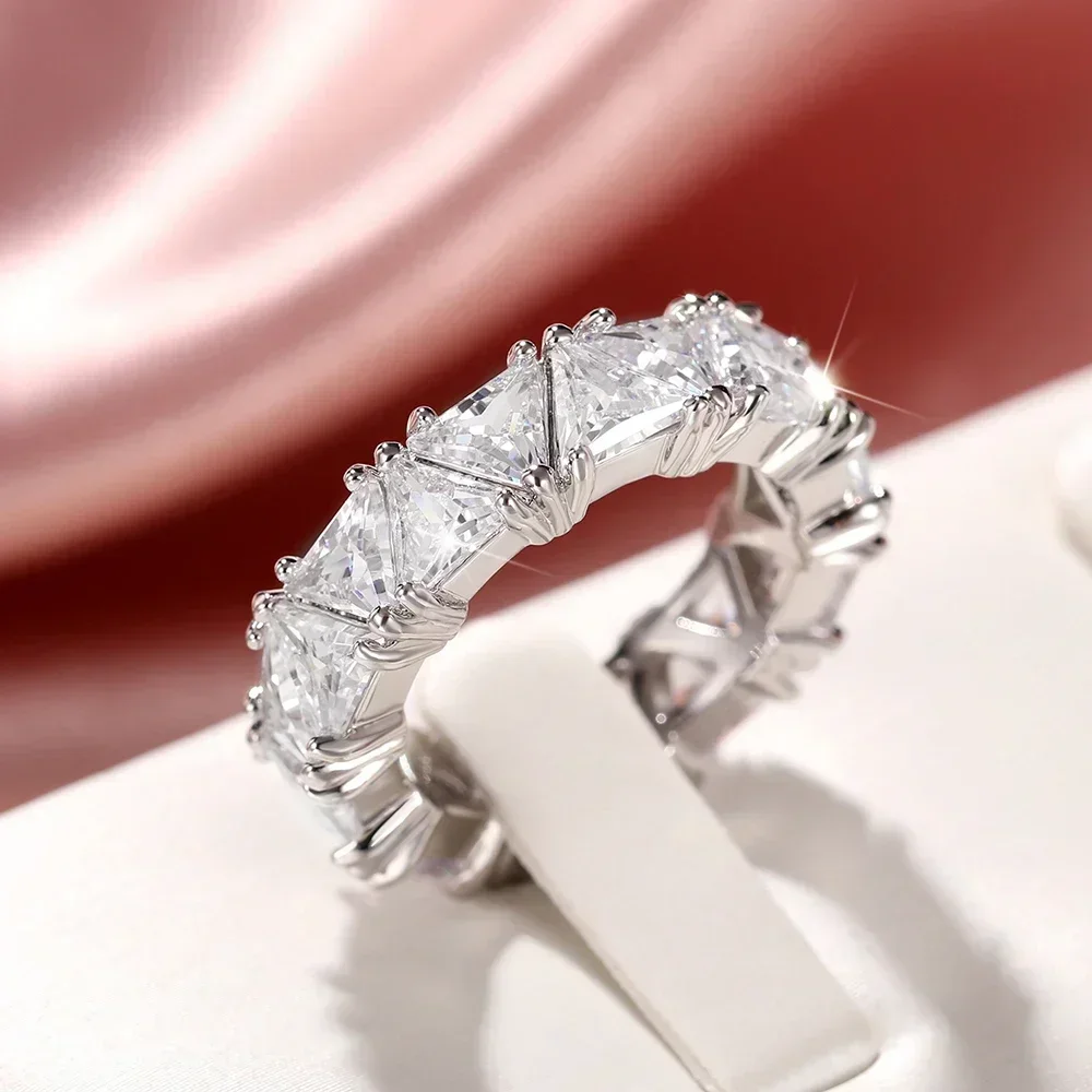 2026 Trendy Luxury Women Wedding Promise Rings Full Paved Shiny CZ Stone Sparkling Engagement Party Lady Jewelry Drop Shipping