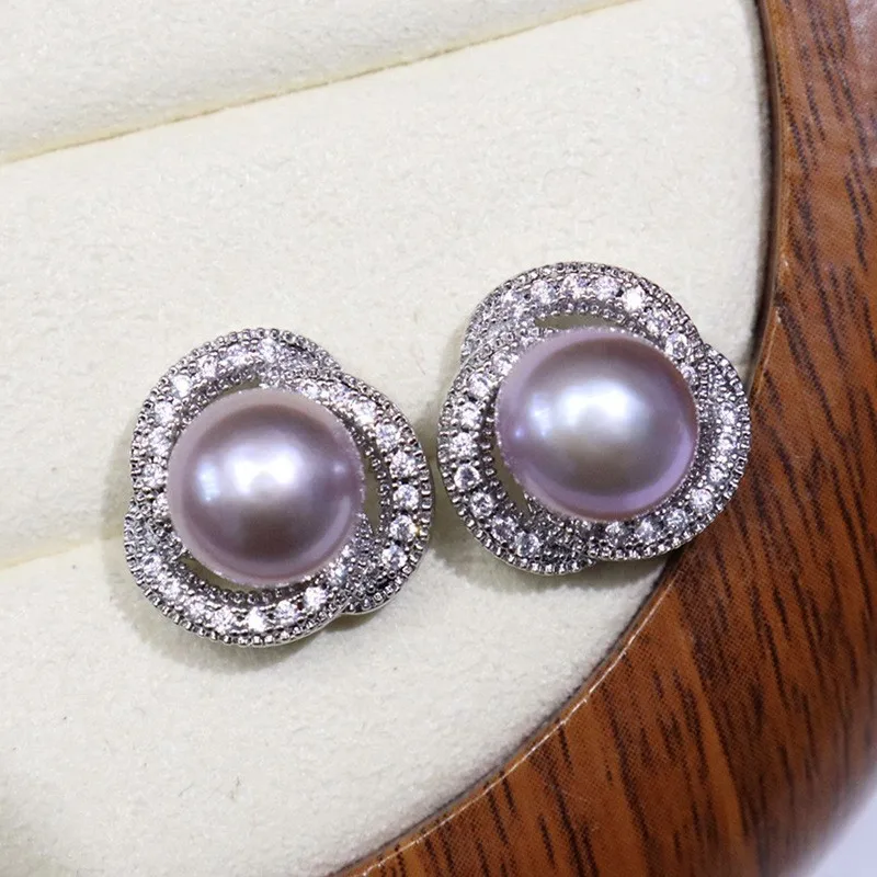 Freshwater Pearl Stud Earrings For Women's Autumn And Korean Version 8-9mm Three-petaled Flower Style Niche Design Sense