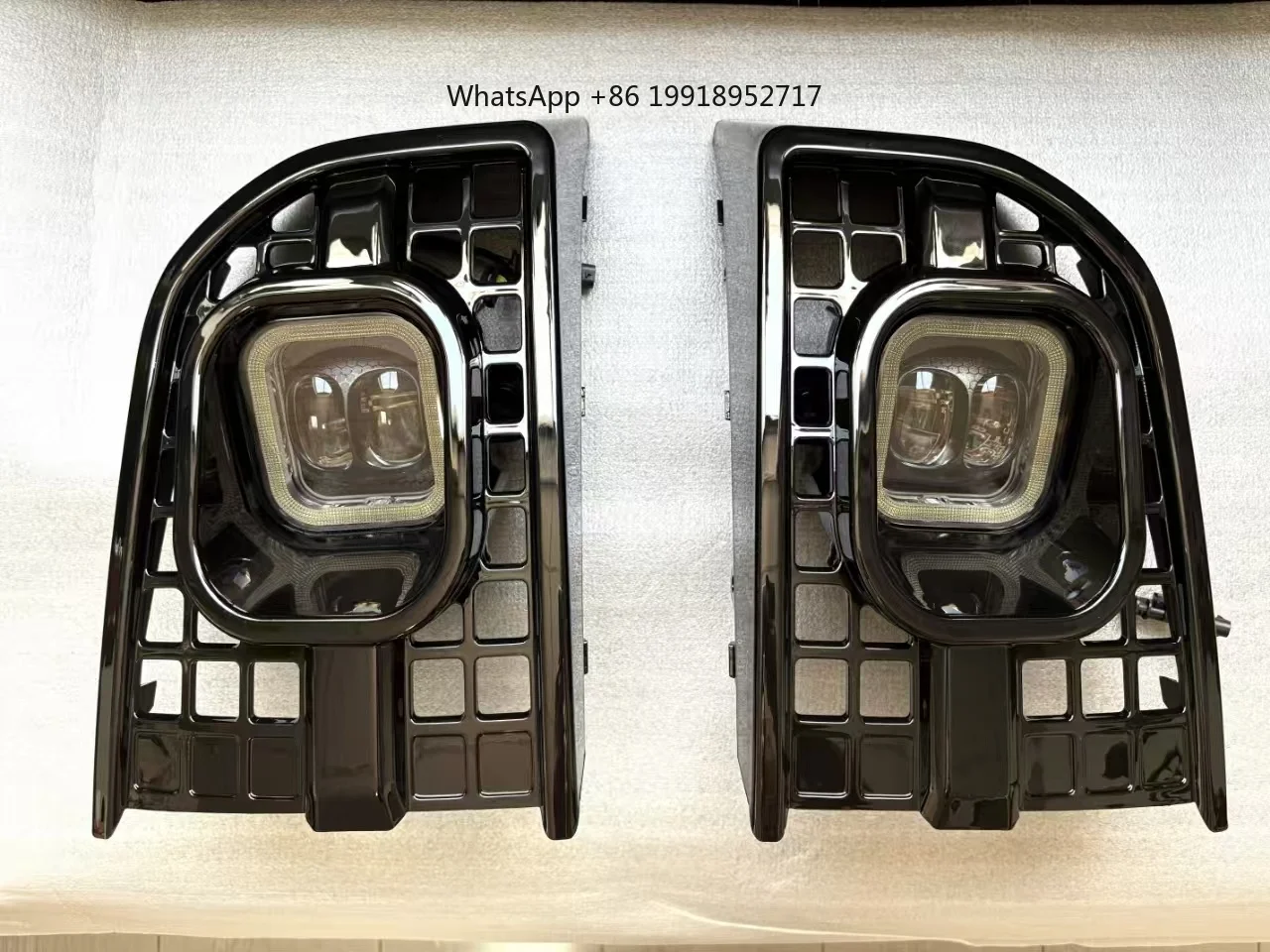 Wholesale Price LED Fog for Defender 90 110 130 Square Shape Daytime Running Light Front Position JJ208