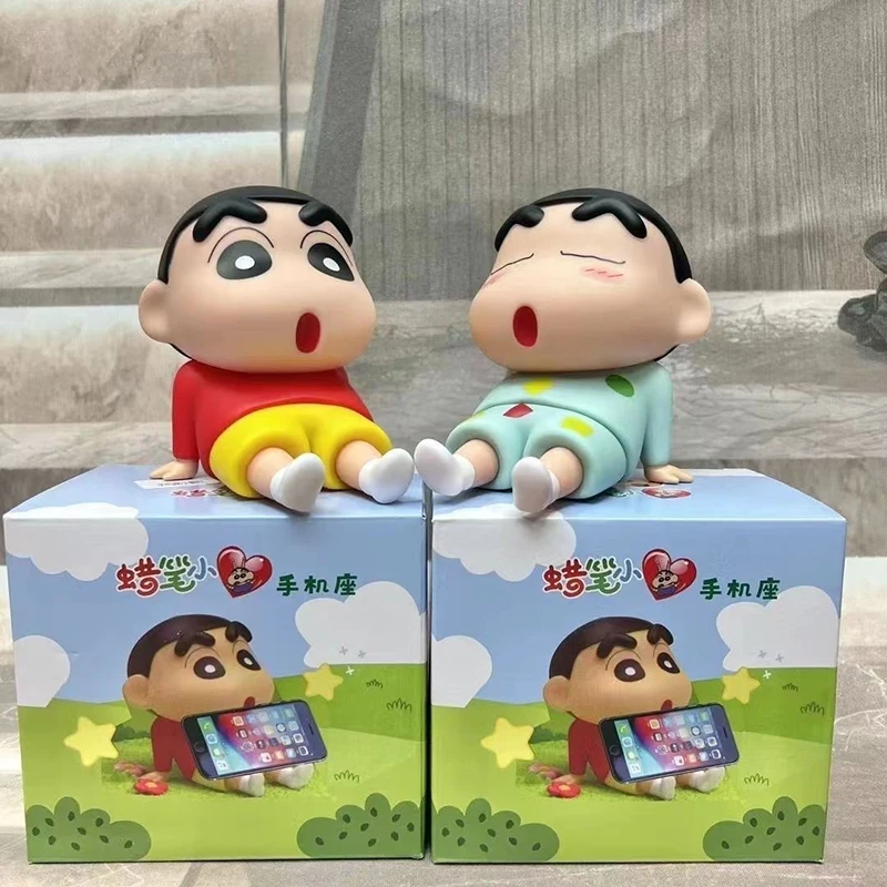 Figuras de acción de Crayon Shin-chan, soporte perezoso para teléfono móvil, estatuilla de Anime Nohara Shinnosuke, modelo de colección de PVC, juguetes, regalos de cumpleaños