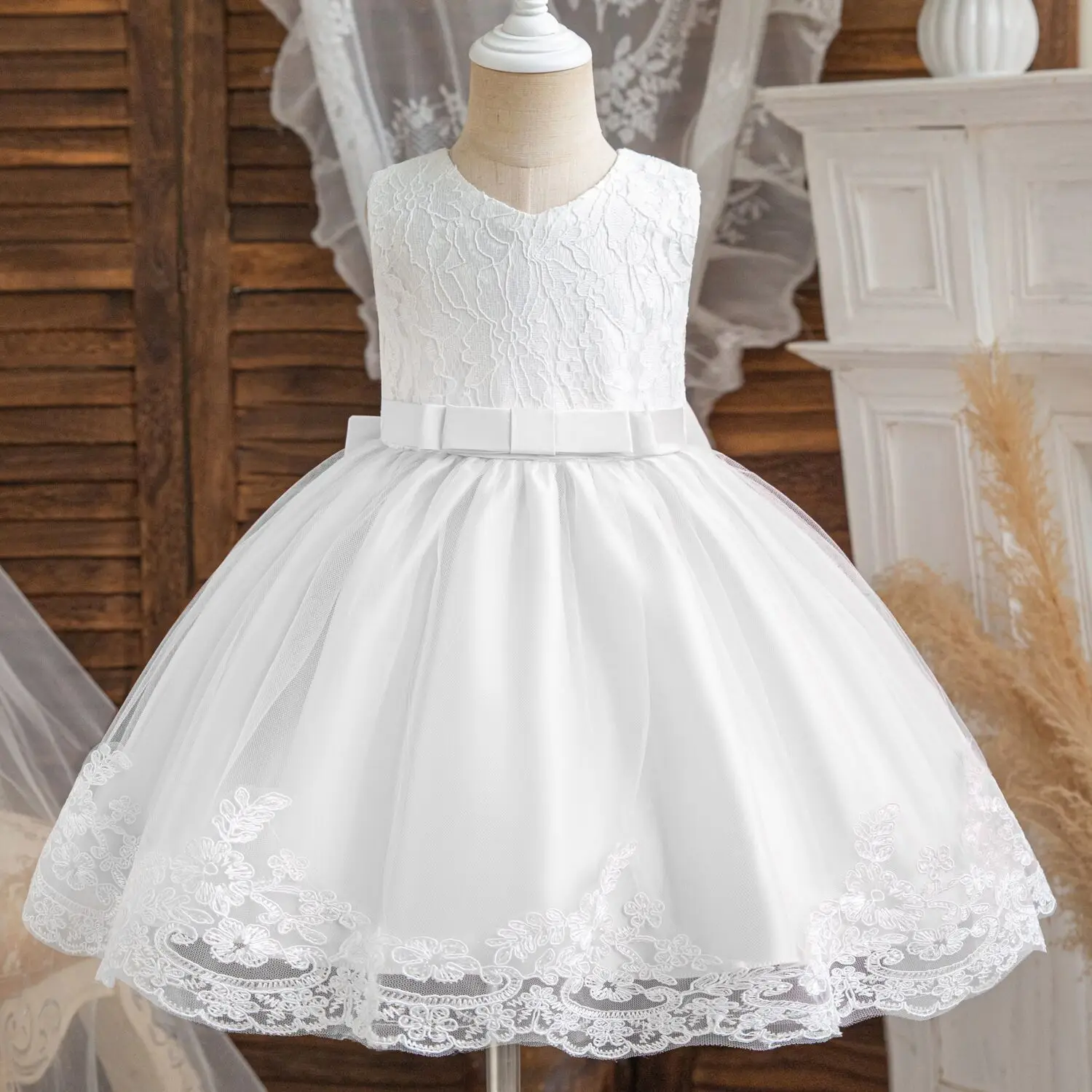 0-6 Years Flower Child Dress for Weddings Baptismal White Costume Girls Bowknot Princess Dress Elegant Birthday Dress Gown