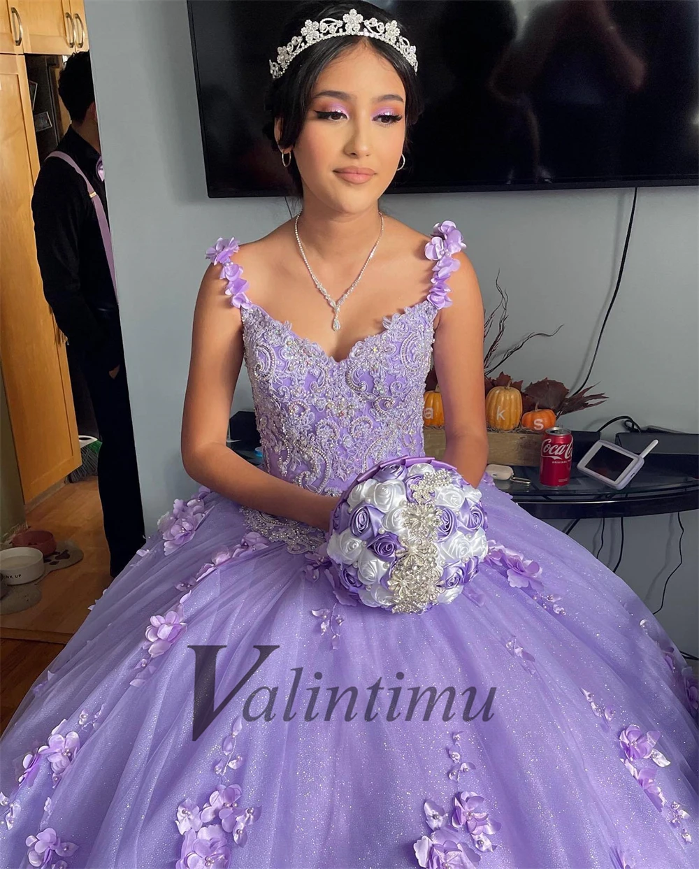 Valintimu Exquisite Quinceanera Dress for Women Ball Gown Pageant Appliques Cape Beads 3D Flowers Customized Vestidos De 15 Años