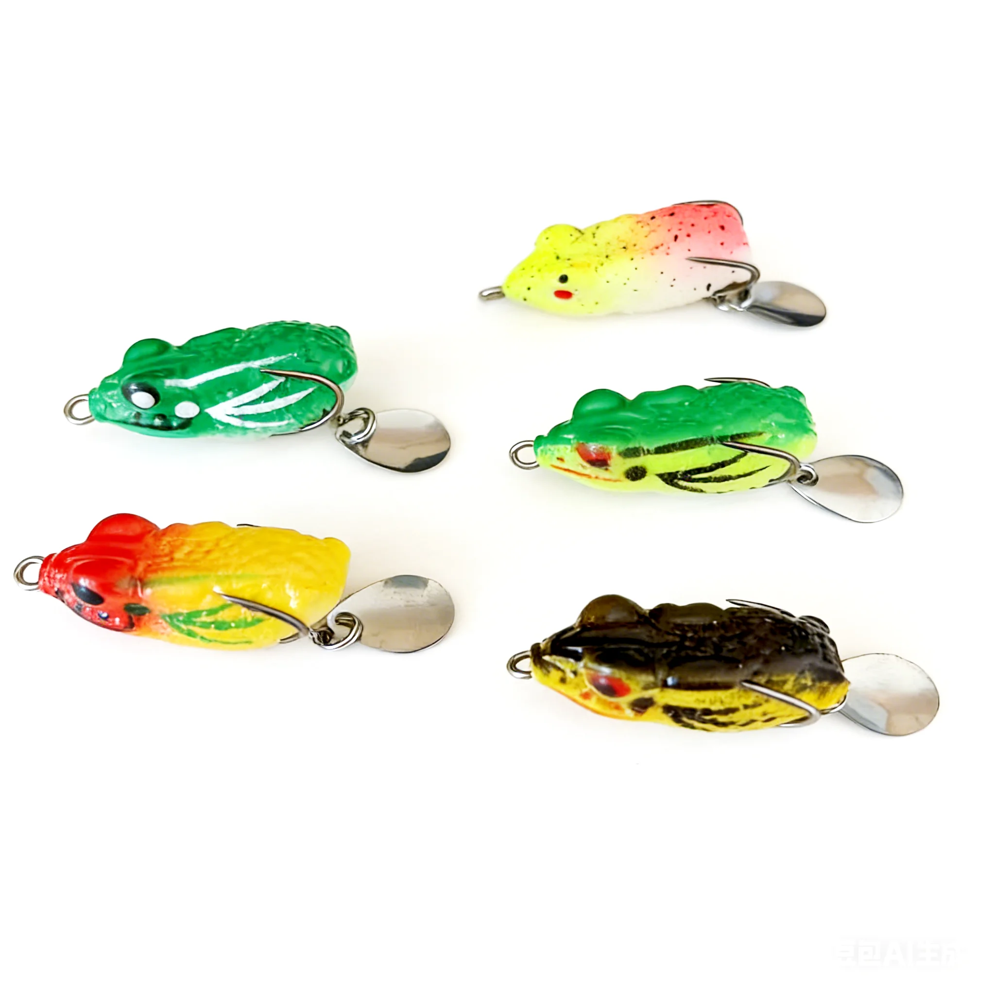 

5pcs 5g/13g Soft Thunder Frog Fishing Lure Set 5g 13g Topwater Ray Frog Artificial Bait with Spinner Blade for Snakehead Bass Pi