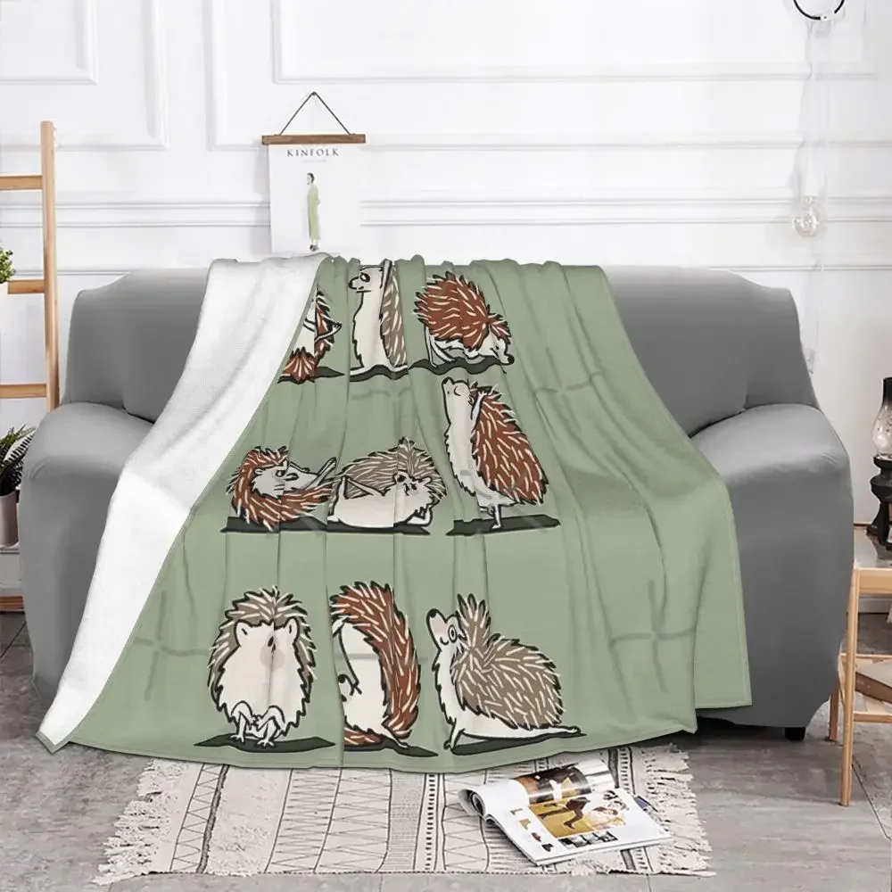 Flannel Fleece Blanket Soft Cozy Plush Blanket for Children Teens Girls Adult Throw Blanket for Sofa Couch with Hedgehog Design