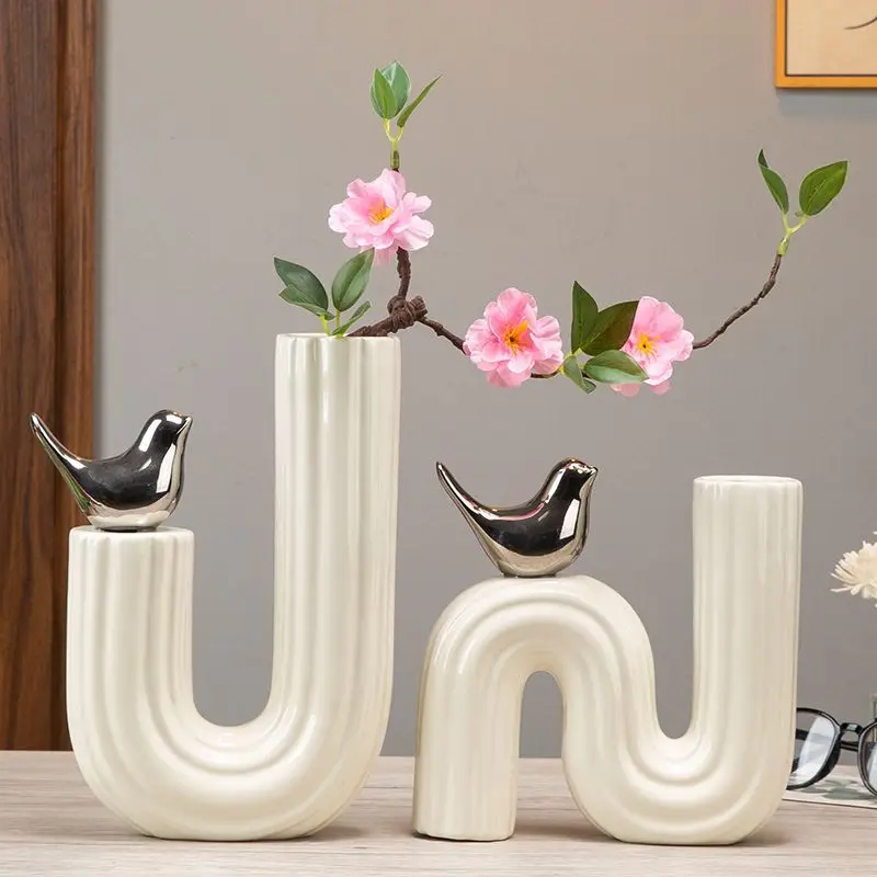 

European Ceramic Stripe Vase Black White Flower Arrangement Container Living Room Dining Table Bird Flower Vase Home Decoration