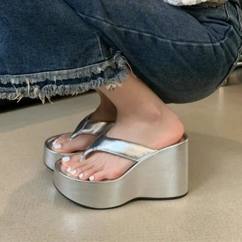 Geese: Las Sandalias de Plataforma con Tacón Grueso que Transforman tu Verano