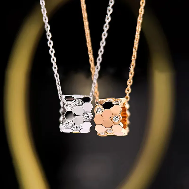 

2024 Hot selling Paris Fashion Luxury Brand Jewelry Nest Honeycomb 925 silver Necklace Woman Rose Gold Rotating Pendant