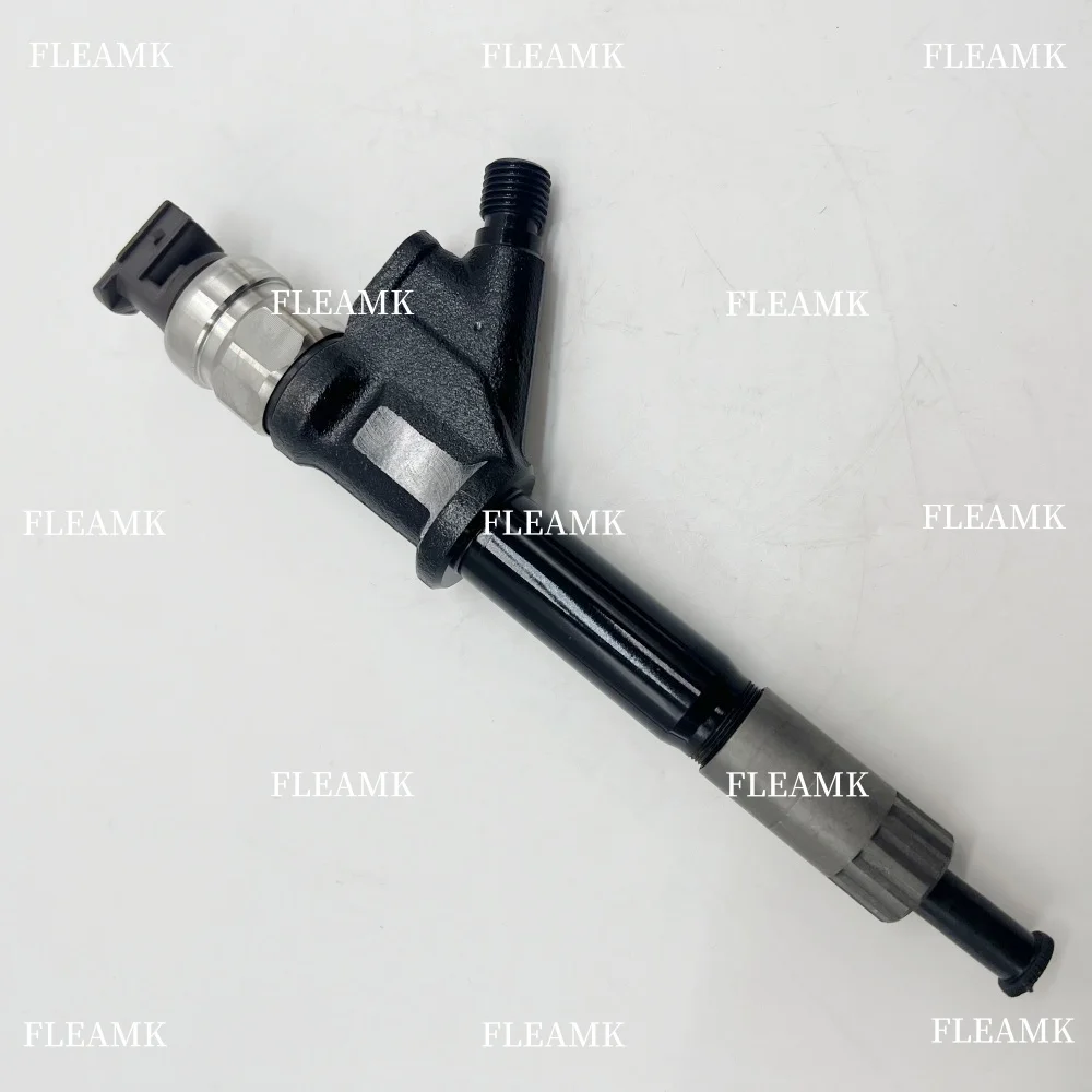 High Quality Diesel Common Rail Injector 095000-8100 VG1096080010 for HOWO