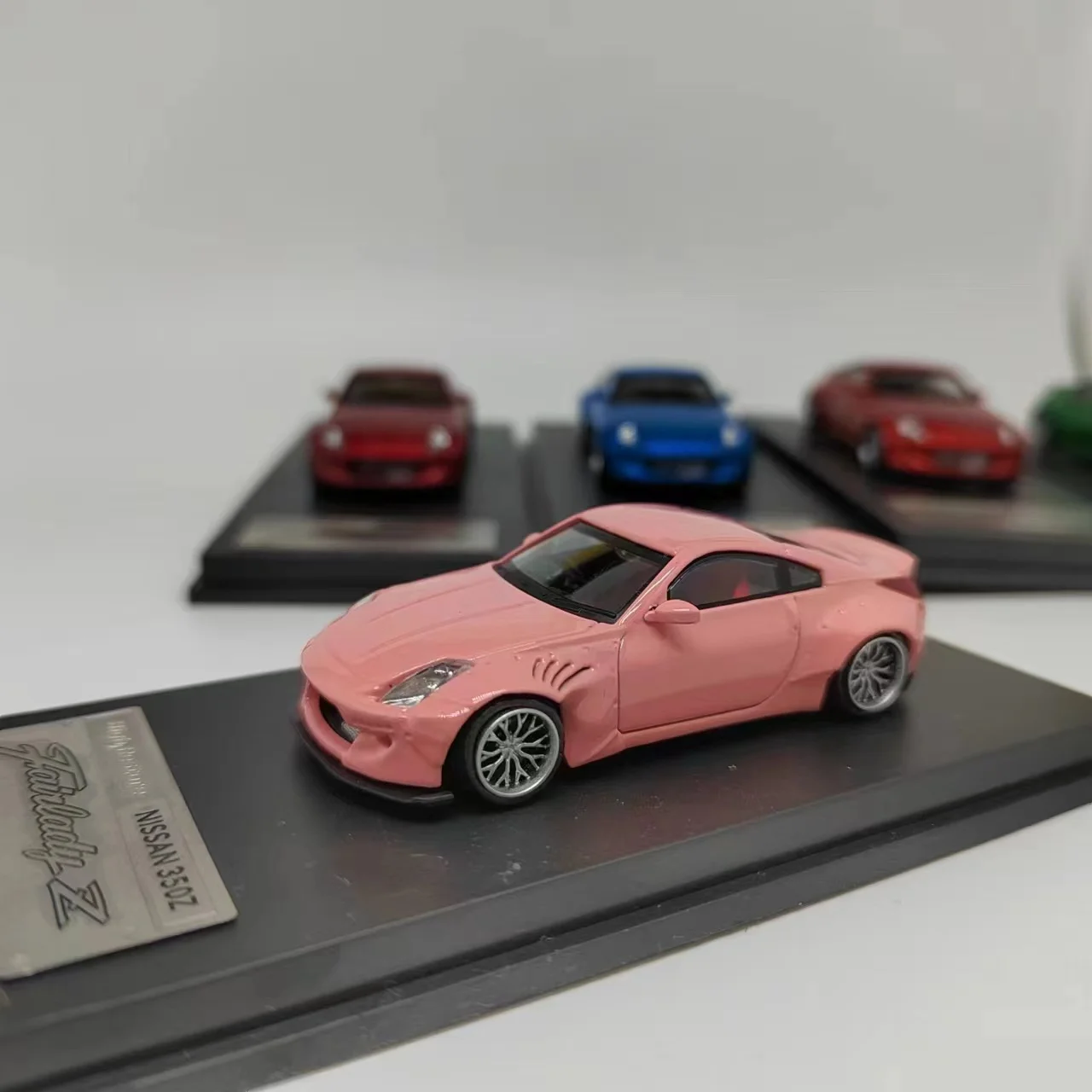 سيارة طراز Fairlady-Diecast لطراز أرنب صاروخ Pandem 350Z ، ساعة استعادة عالية ، 1:64 ، Z33