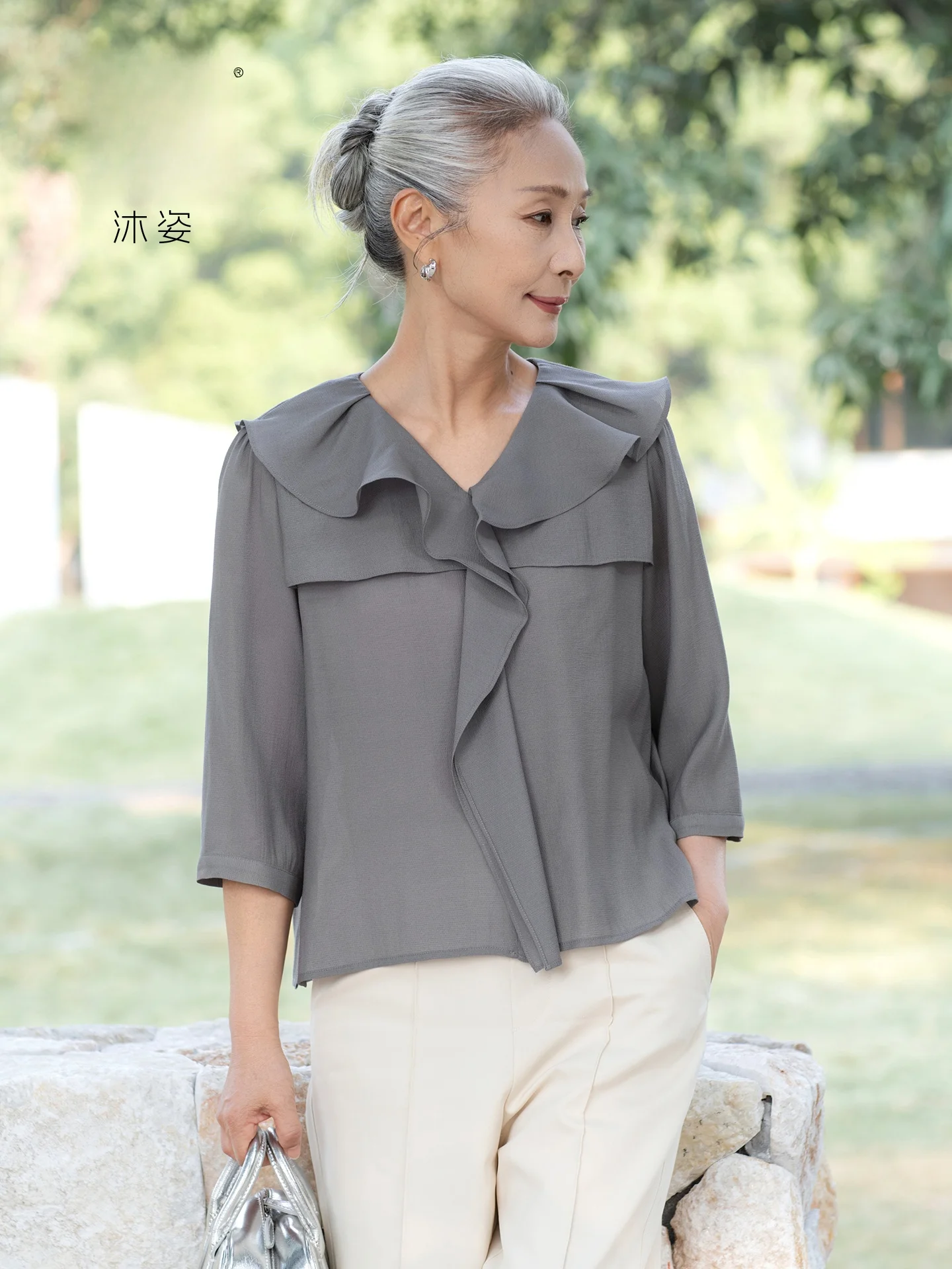 

Muzhi Mom Summer Short Sleeve T-Shirt Mid-aged Women High-end Shirt Middle-aged And Elderly 2026 New Top Clothes