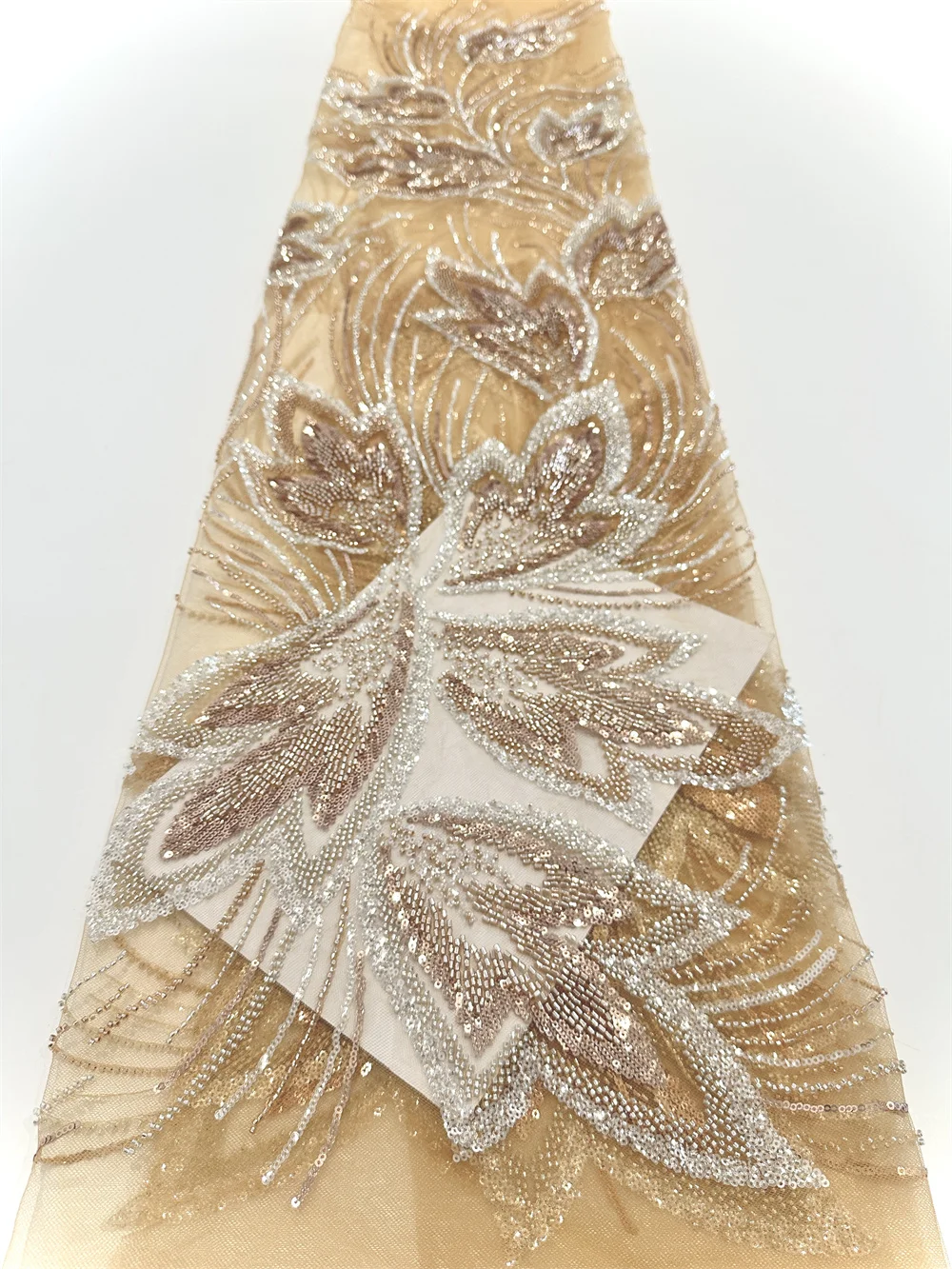 고품질 아프리카 골드 수제 페르시 레이스 Fabirc 2025 봉제 장식 조각 자수 Nigreian 레이스 원단 여성 웨딩 드레스