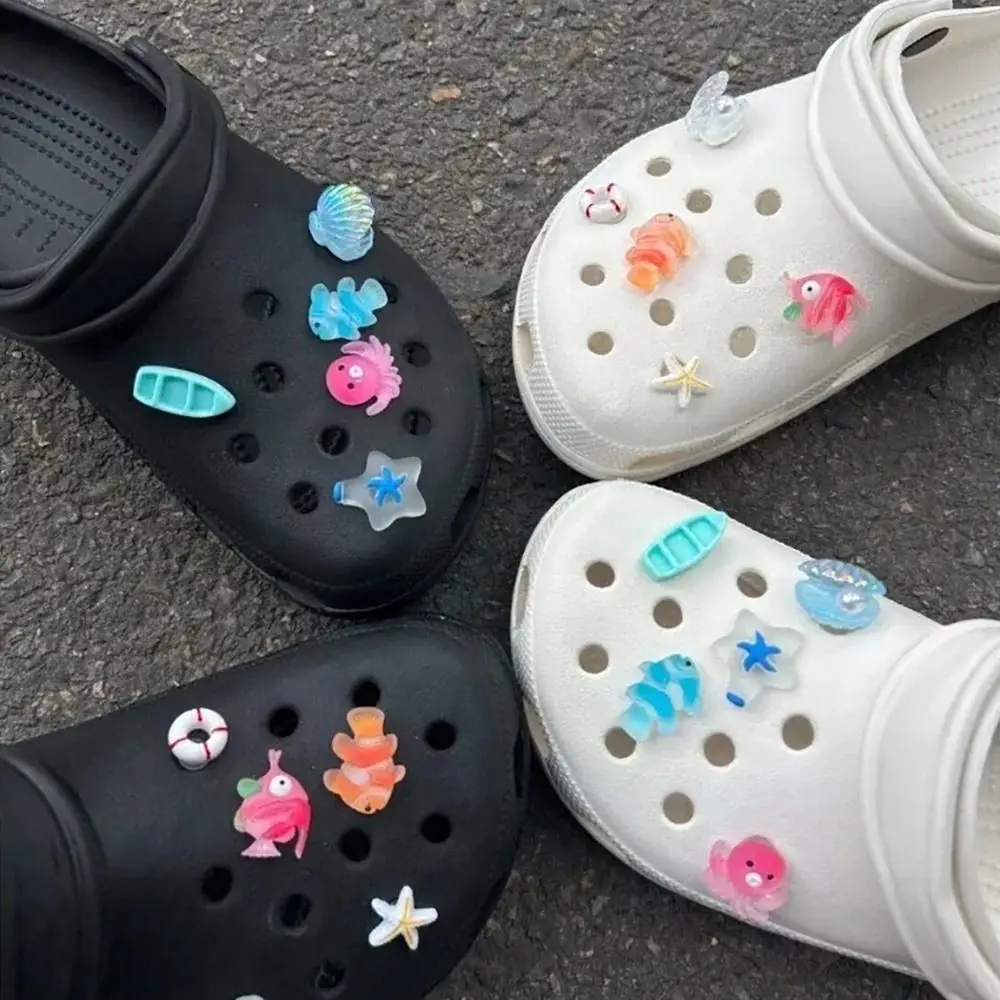 10 個シェル海洋動物靴チャーム取り外し可能な取り外し可能な靴の装飾クリップバックル DIY 穴あき靴アクセサリー