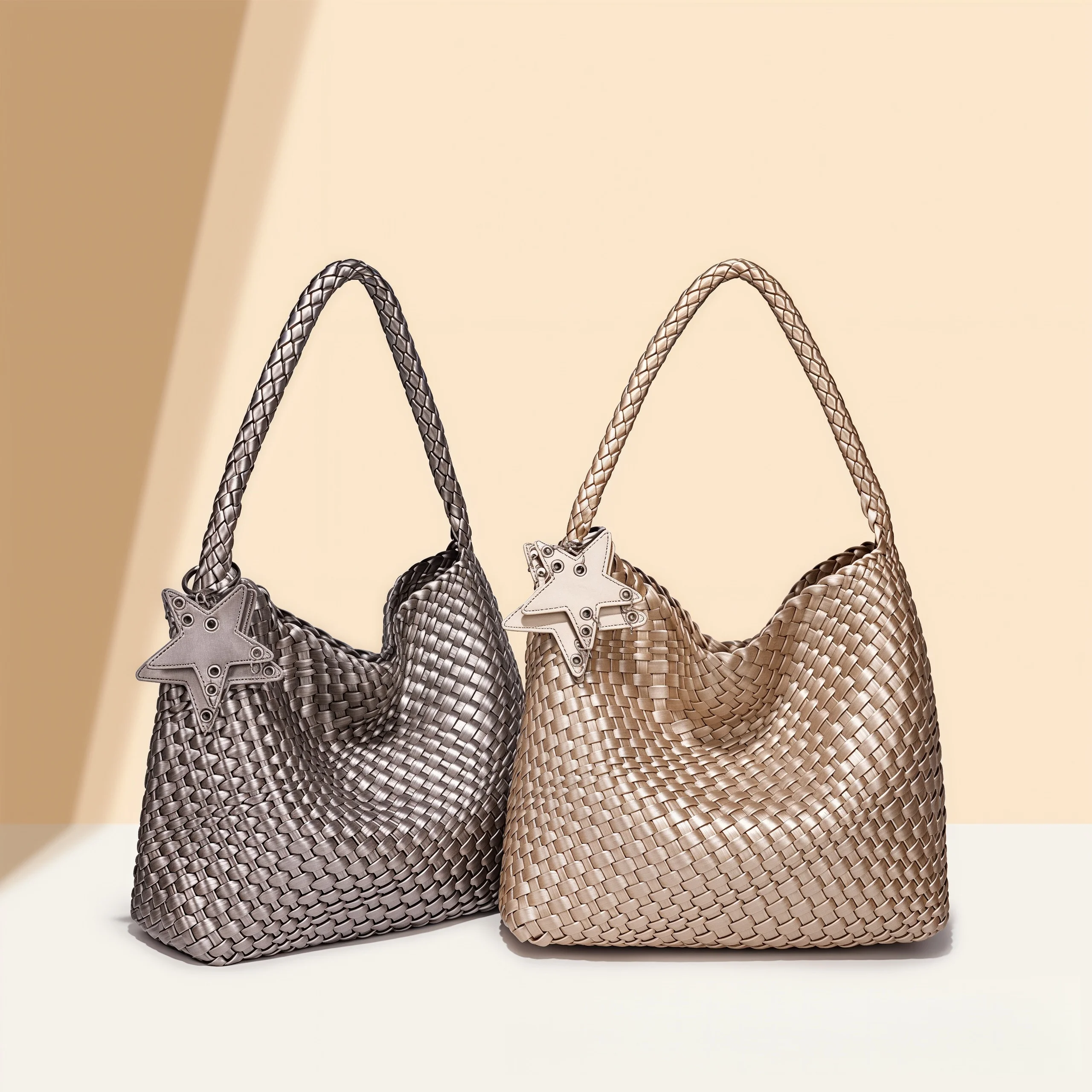 Simple and stylish commuter underarm shoulder woven bag Korean version large-capacity portable child and mother tote bag