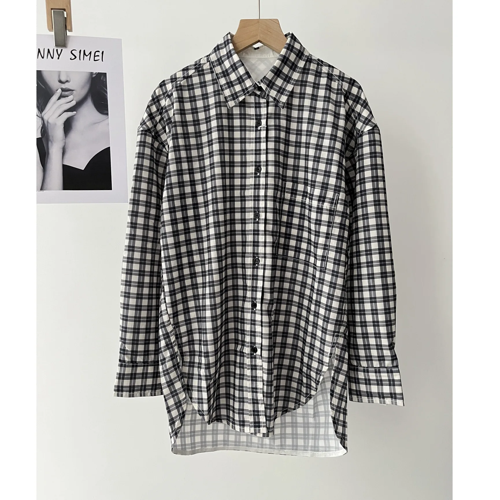 

Autumn French Black and White Plaid Long Sleeve Shirt Women 51c-1130