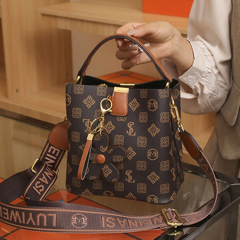

Luxury Brand Women's Handbag PU Leather Tote Bag, Convertible Shoulder Crossbody Purse, Fashionable Designer Ladies Messenger