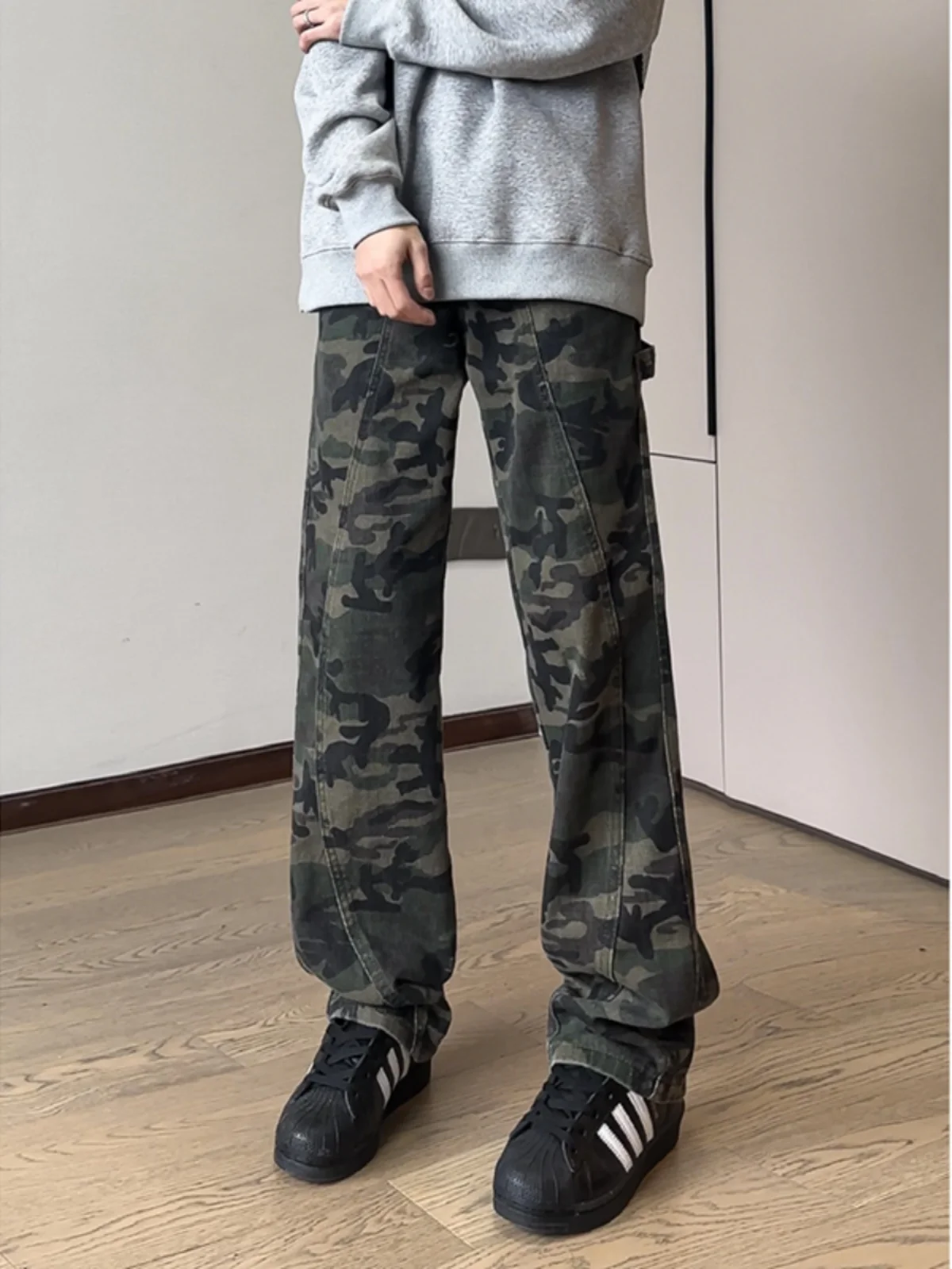 

American High Street Camouflage Work Pants Men's Autumn Deconstructed Waed Logging Jeans Micro Flared Denim Youth Trend