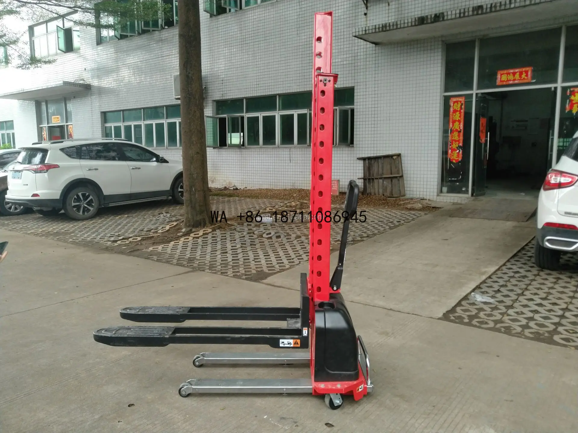 Forklift 500kg Semi Electric Self Loading Lift Electric Pallet Truck 1100 to 1300mm