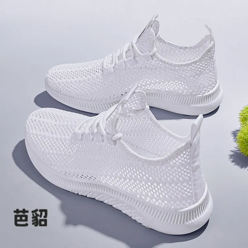 Women's Breathable Mesh Shoes Soft Bottom Flat Summer Dance Sneakers Thin Design Old Beijing Cloth Shoes Sporty Casual