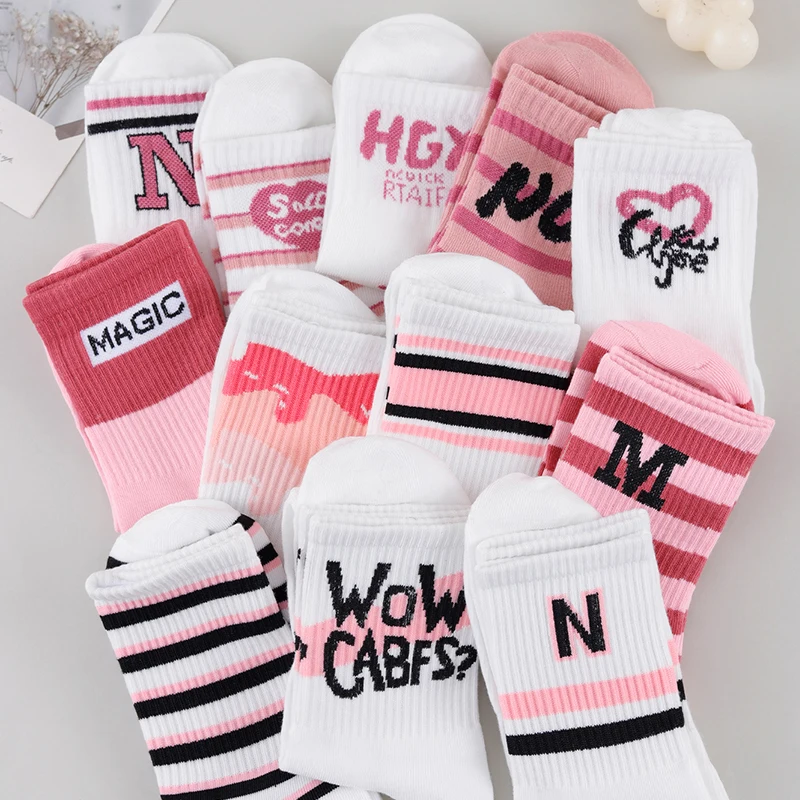 1/5/10/15/20 Pairs Random Women All‑Season Versatile Fashion Letter Stripe Pattern Breathable Preppy Mid‑Calf Socks