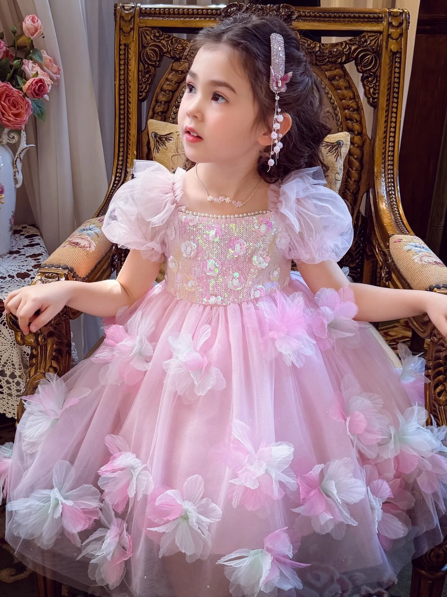 robe-de-princesse-pour-filles-nouveau-style-d'ete-robe-a-manches-bouffantes-pour-enfants-robe-a-fleurs-pour-petite-fille-jupe-en-tulle-bouffante-taille-haute-style-doux